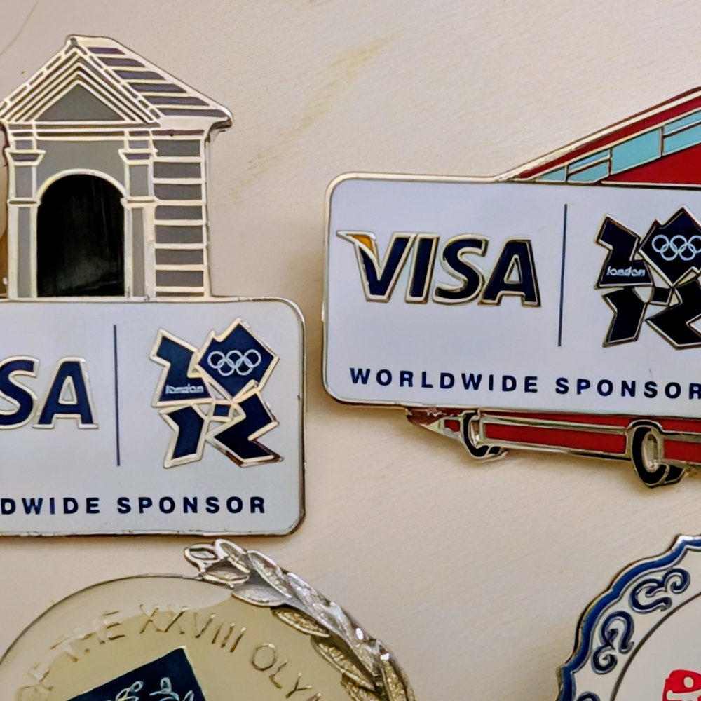 Visa Olympic Sponsor Brooch Collection Of 7 - Picture 7 of 9